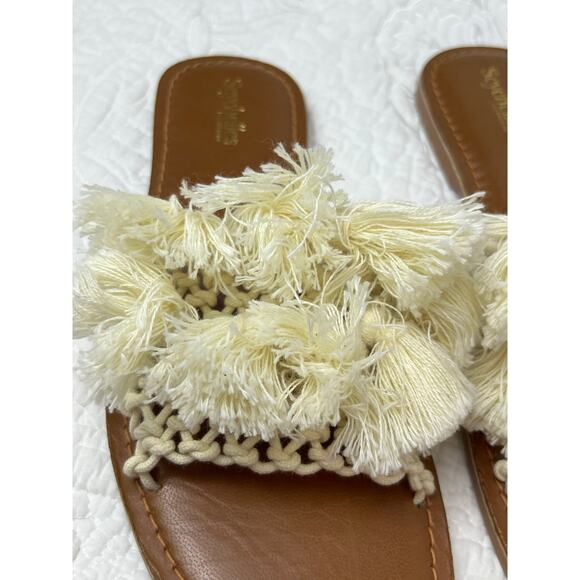 Seychelles Women's Size 7 White/Tan Slip on Fabric Pompom Flat Sandals Comfort - Picture 6 of 11